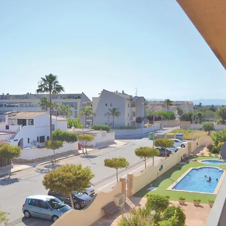 Apartment 2 Bedroom Awesome In