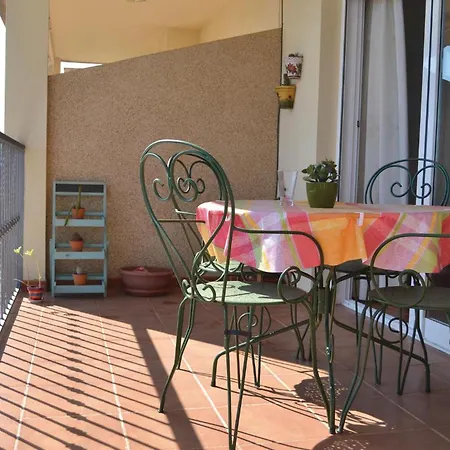 2 Bedroom Awesome In